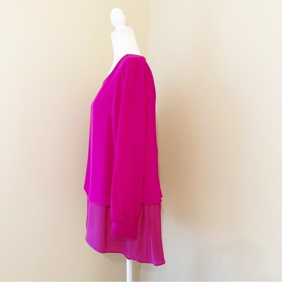 Trisha Tyler Pleated Back Pin Dot Pink Top - Medium - Picture 2 of 9